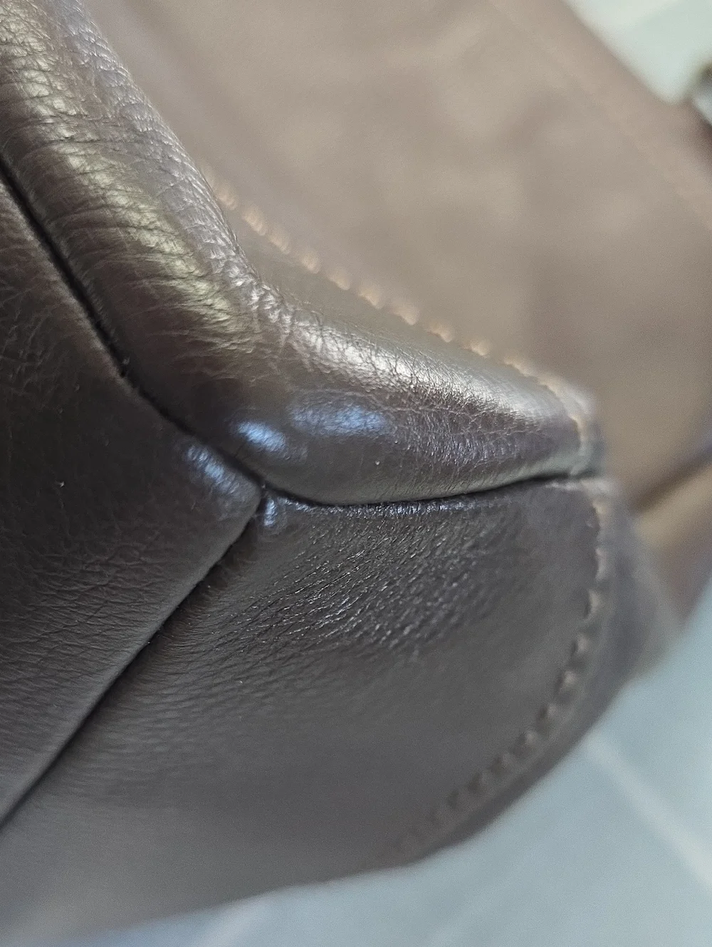 Coach elegant brown